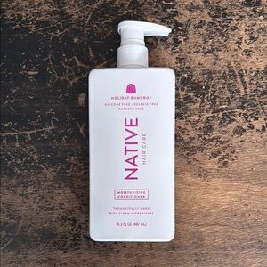 New Special Edition Native Hair Care Moisturizing Conditioner Holiday Gumdrop